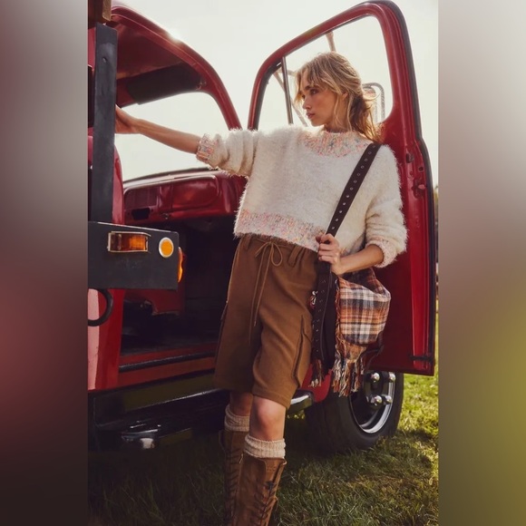 NWOT FREE PEOPLE Charli Wool Longline Cargo Shorts In Bronze Brown MRSP $148 - Picture 2 of 12